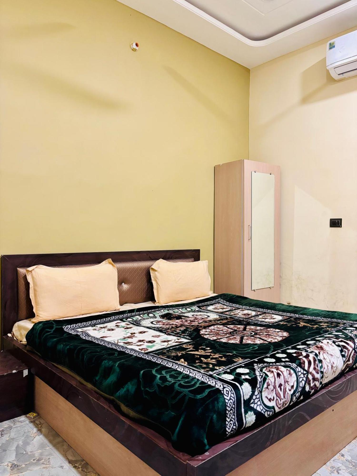 Shree Shyam Hotel Toran Dawar Khātu Zewnętrze zdjęcie