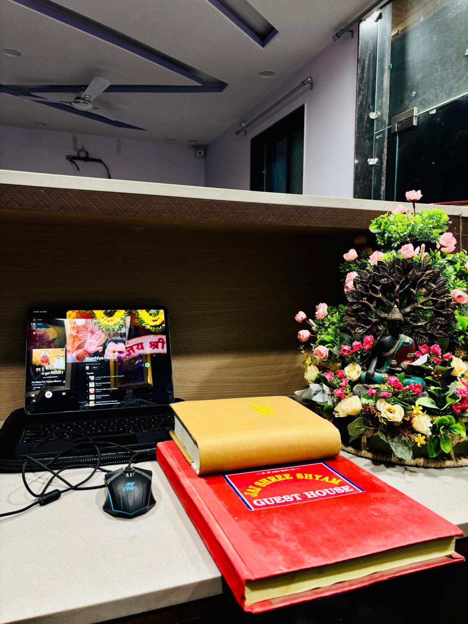 Shree Shyam Hotel Toran Dawar Khātu Zewnętrze zdjęcie